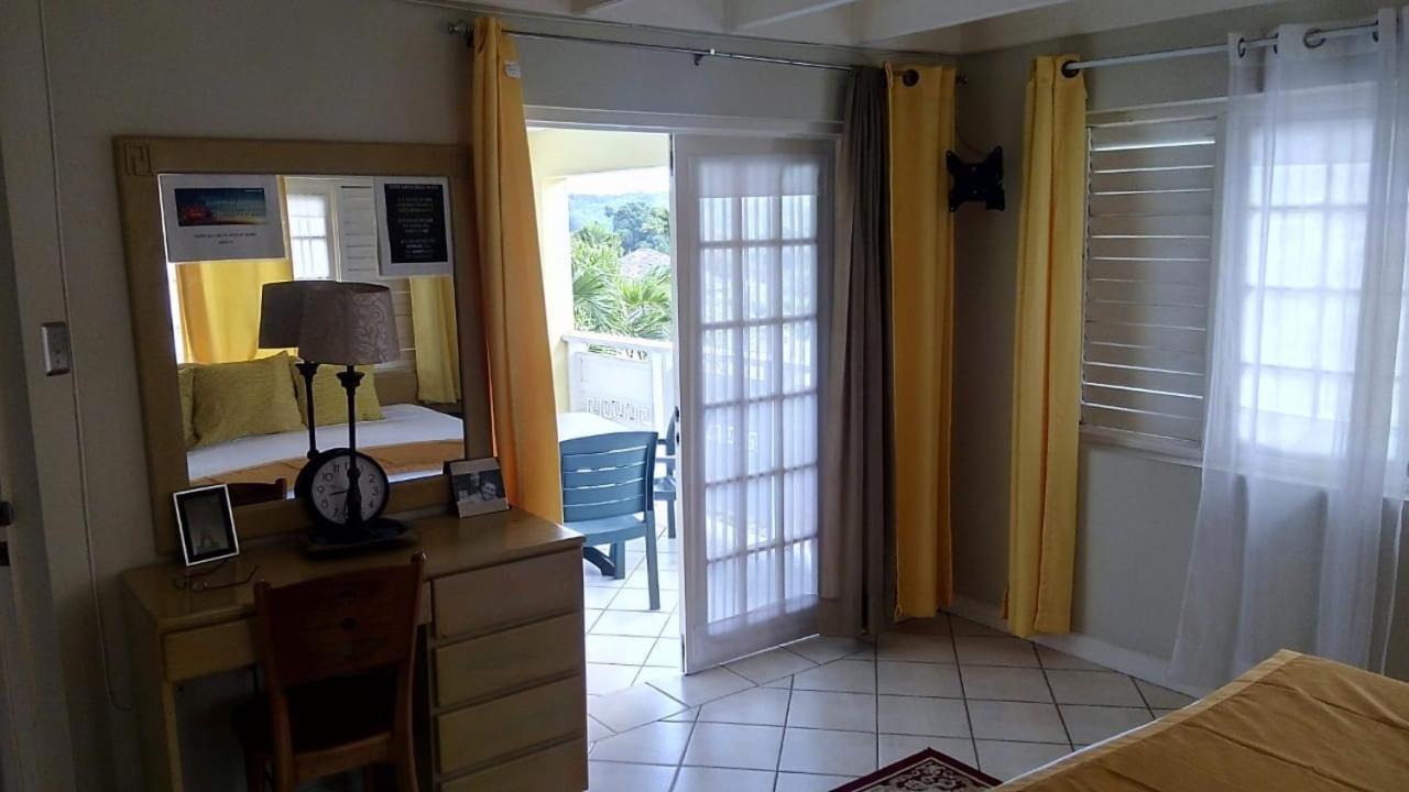 River Side Apt 9 @ Mystic Ridge. Ocho Rios Ngoại thất bức ảnh