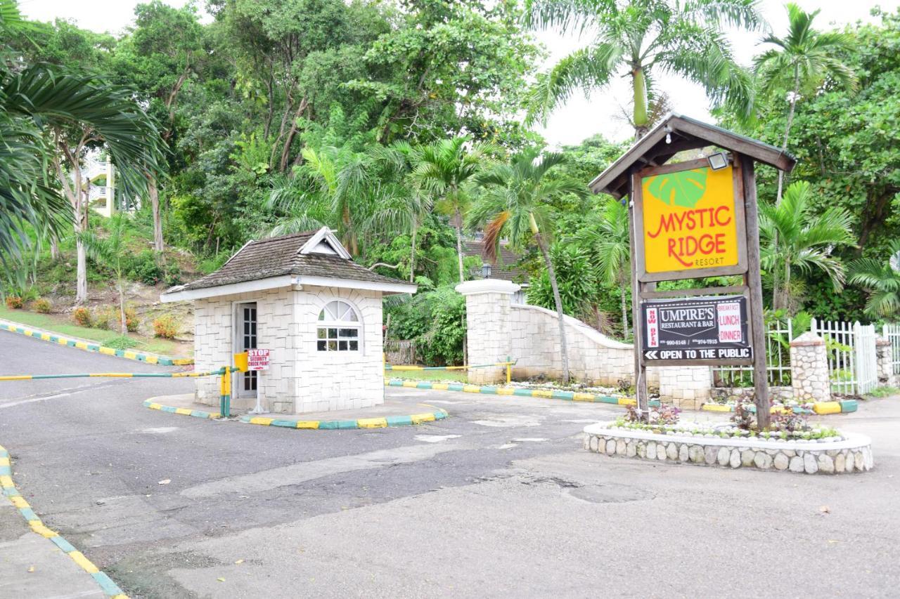River Side Apt 9 @ Mystic Ridge. Ocho Rios Ngoại thất bức ảnh