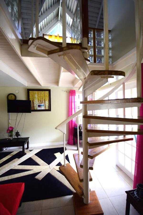 River Side Apt 9 @ Mystic Ridge. Ocho Rios Ngoại thất bức ảnh